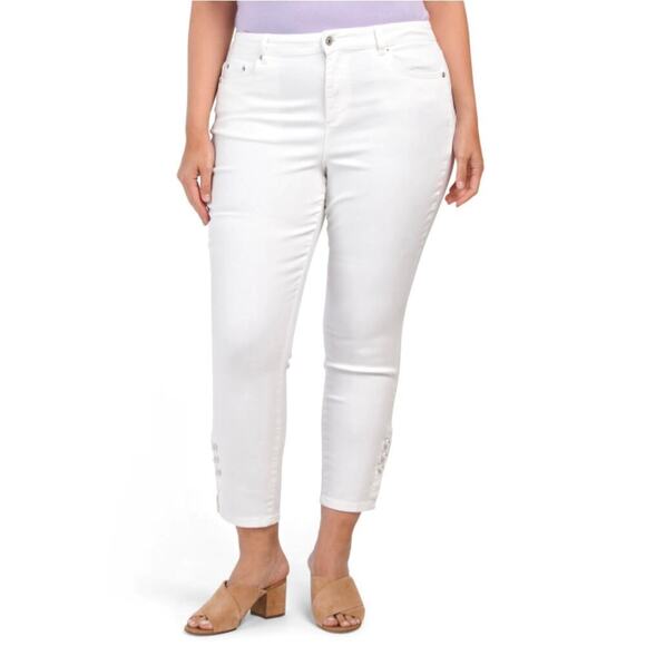 New CECE Women's Plus 5 Pocket Pearls Embellished Cropped Skinny Jeans - Picture 1 of 5